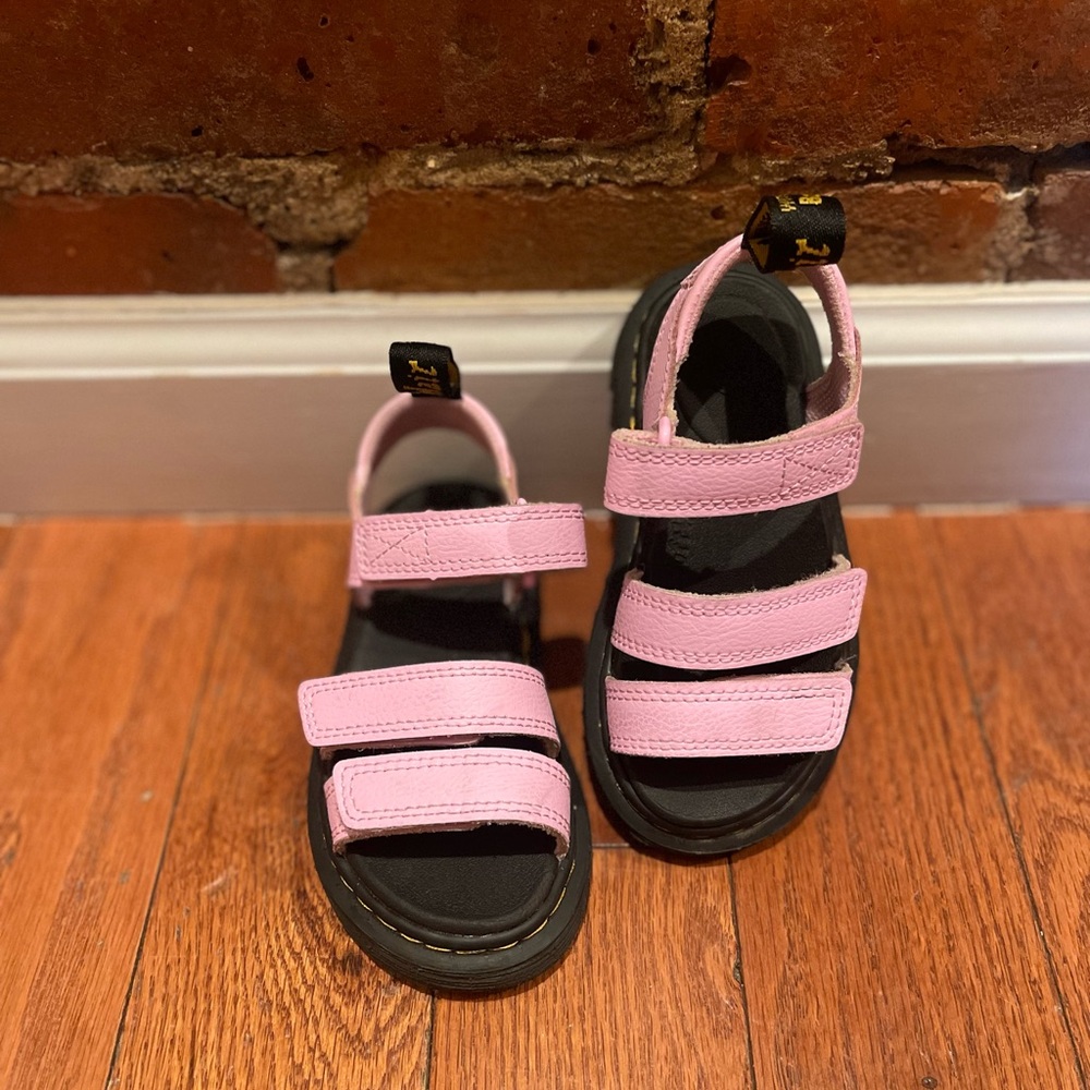 Dr Martens Klaire Sandals